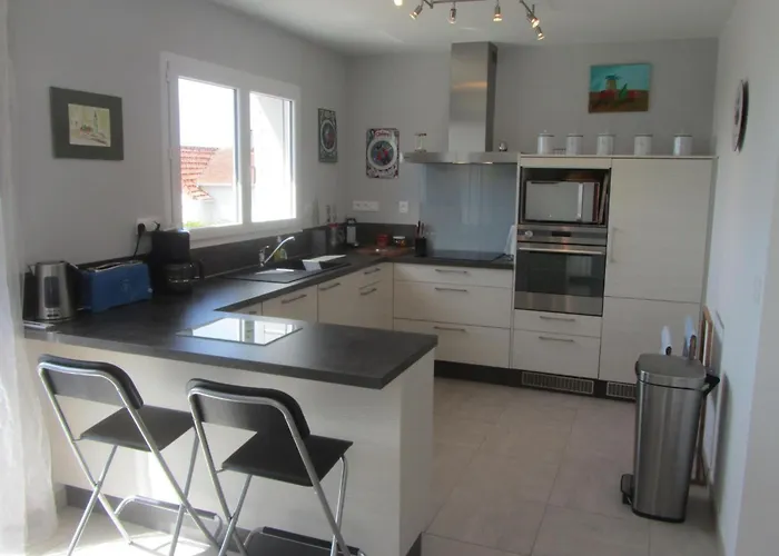 Mit Meerblick By Interhome *